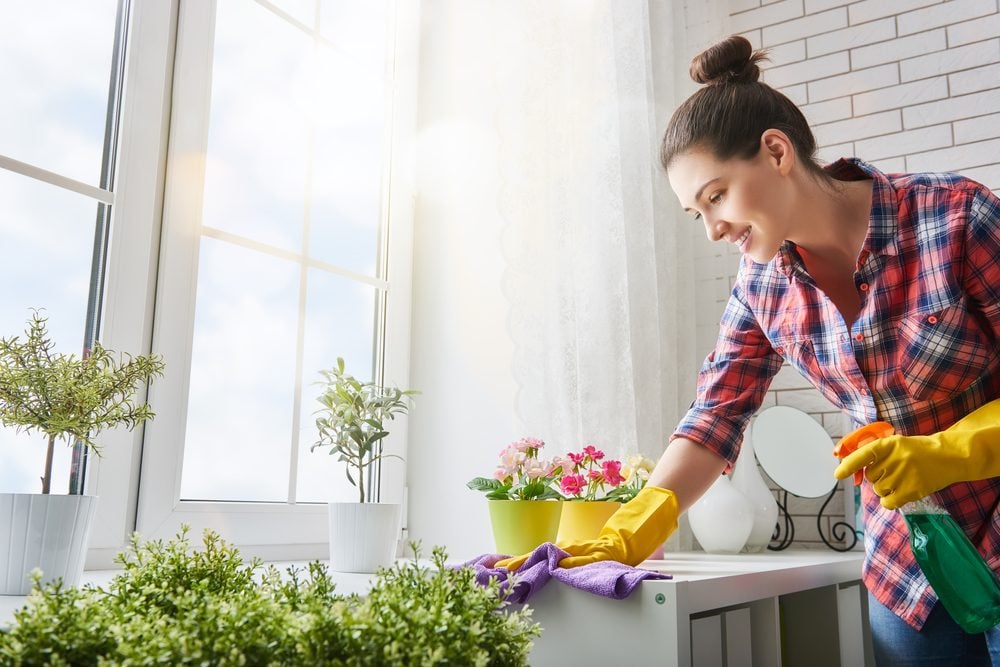 natural-cleaning-products-that-actually-work-best-health-magazine-canada