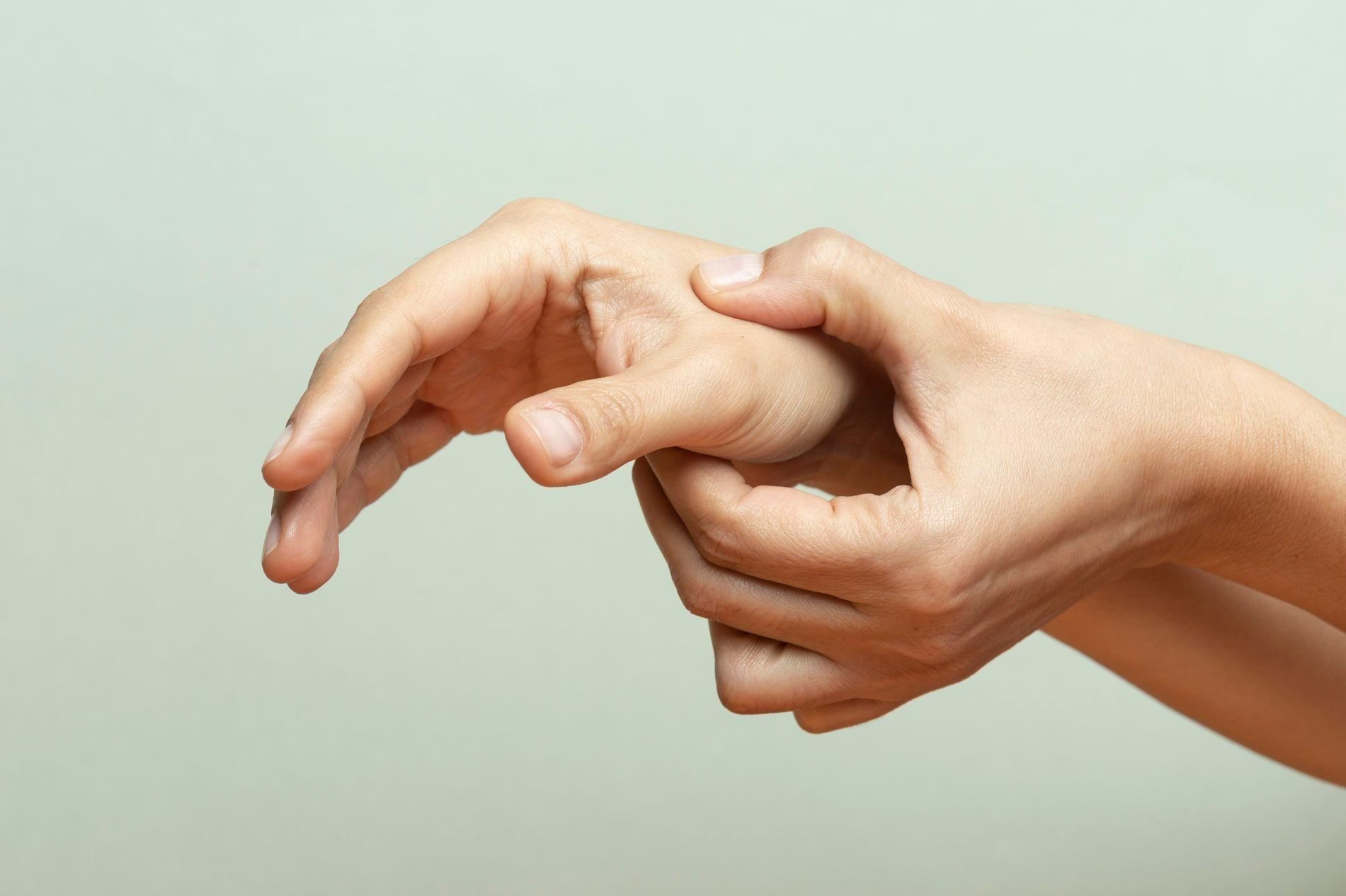 What Causes Thumb Pain? Best Health Magazine Canada